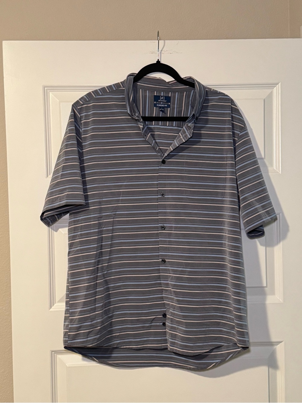 George Classic Fit Gray Striped Short-Sleeve Button-Up Shirt